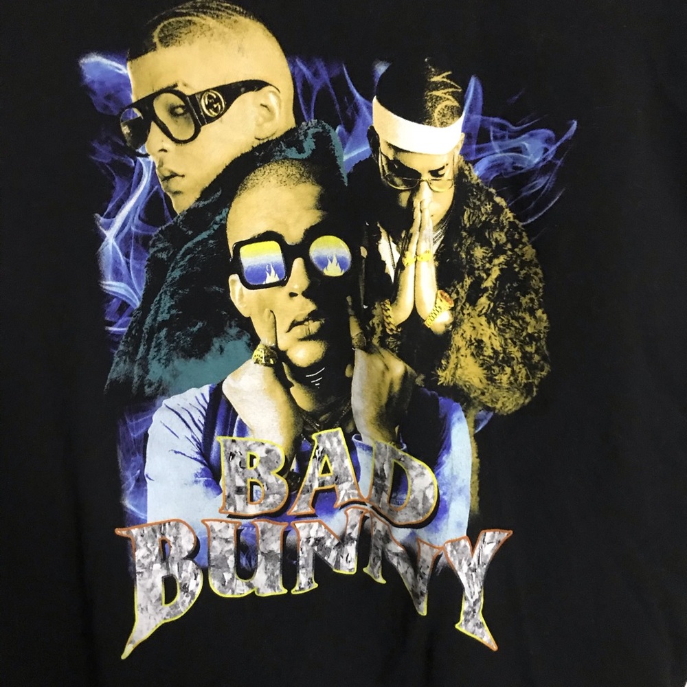 Bad Bunny T-shirt 🐰
